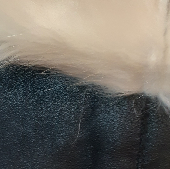 NWOT FATE black vest with faux fur SP - Picture 4 of 7